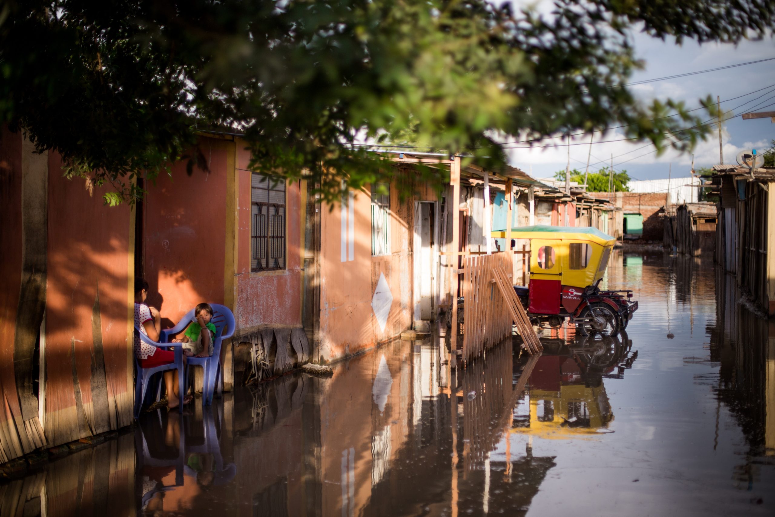 Resurgir de las tinieblas Practical Action en América Latina